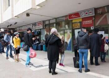 הפרטה היסטורית כבר השנה: מי יסכים לקנות את חברת דואר ישראל