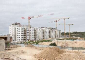 הנחה שגויה | נדל"ן | דירות | בניין | מנוף