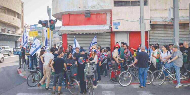 צילום: אריק מרמור, פלאש 90 שלב אחרי שלב: כך סיכלו בתי המשפט את היכולת של ישראל להתמודד עם המסתננים