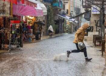 שיטפונות בדרום וזרימות בהרי ירושלים, חבל לכיש נצבע לבן | תיעוד