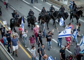 איך לעזאזל יצאו לרפורמה המשפטית בלי שום הסברה