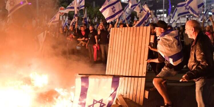 הפגיעה במבצעיות צה"ל היא רק הנזק המשני שגורמים הסרבנים