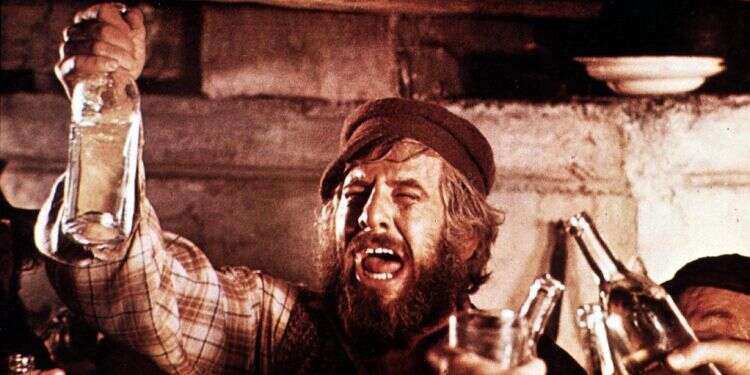 טוביה המיתולוגי. חיים טופול. צילום: גטי אימג'ס "ב'לו הייתי רוטשילד' עשיתי את התנועות המפורסמות של טופול, אבל הבמאי עצר אותי"