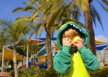 רעש ותחפושות מגרדות: כך תעברו עם הילדים את פורים בקלות