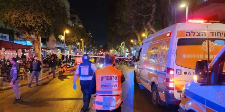 3 פצועים בפיגוע ירי בלב תל אביב