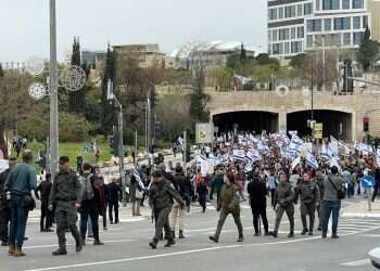 "אני חושבת שהפמיניזם הדוסי השאיר אבק לפמיניזם האחר"