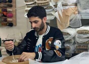 השתקה בשבוע האופנה: מעצב שלא הסכים להשתתף במחאה הורד מהבמה