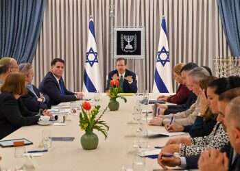 אפוקליפסה עכשיו