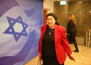 המערכת המשפטית נטלה לעצמה כוח מוחלט, כעת הממשלה נוטלת אותו לעצמה