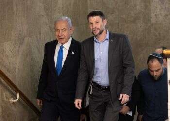 המערכת המשפטית נטלה לעצמה כוח מוחלט, כעת הממשלה נוטלת אותו לעצמה