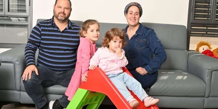 משפחת קרייזמן, עץ־אפרים. צילום: יוסי זליגר