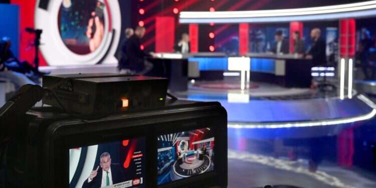 אולפני ערוץ 14. צילום: אפרת שלג "משנים את הטלוויזיה בישראל": כך כבש ערוץ 14 את המקום השני בטבלת הרייטינג