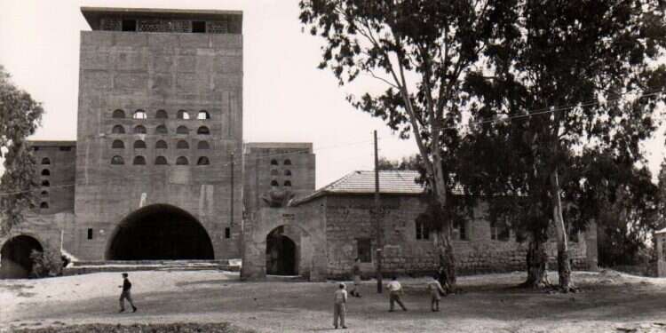 עוד לפני קום המדינה בתי כנסת בישראל תוכננו דווקא על ידי נשים