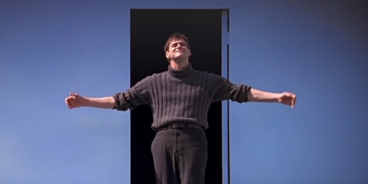 המופע של טרומן. צילום מסך מיוטיוב גם אני חשבתי שאני חיה בדמוקרטיה, עד אתמול