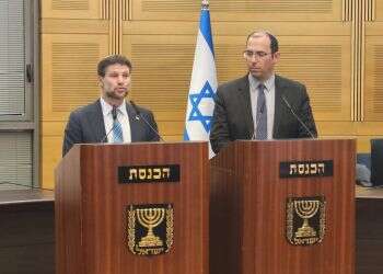 סמוטריץ' על ריכוך הרפורמה המשפטית: "החלטנו להאט ולהושיט יד להדברות"