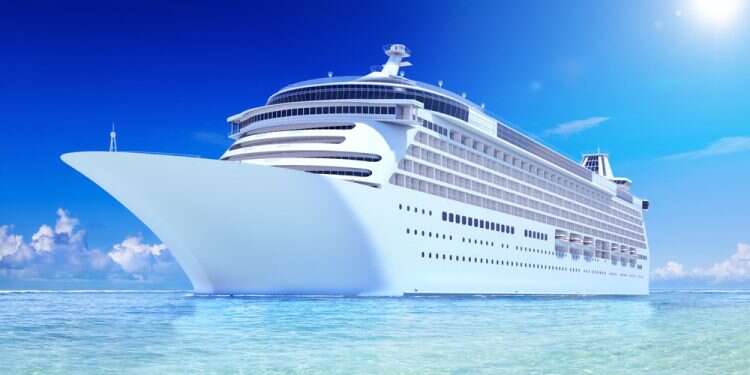ספינת תענוגות. צילום: שאטרסטוק תמה הקורונה: 3 שנים אחרי – ספינות התענוגות שבות לטוקיו