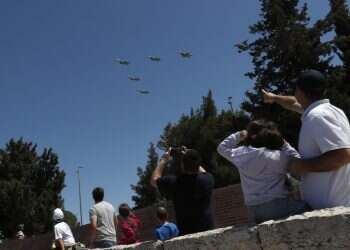 הכוח לבחור איזה עץ לשמוע נמצא בידיים של כל אחד