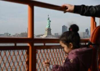 באיזו מדינה נבנה פסל החירות ועוד תשע שאלות