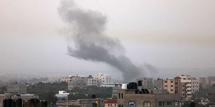 תקיפה ברצועת עזה, ארכיון. צילום: AFP הסלמה: התפרעויות בהר הבית וירי מעזה, צה"ל תקף ברצועה