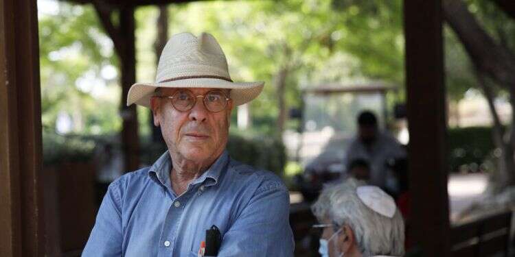 מאיר שלו. צילום: שיר טורם, פלאש 90 לקח לי זמן להבין שעדיף להתווכח עם מאיר שלו מאשר עם גיא פינס