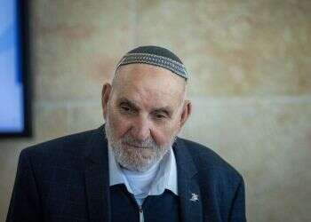 מדליק המשואה הרב צאלח אליהו: "כשאנחנו מאוחדים, אף אויב לא יכול עלינו"