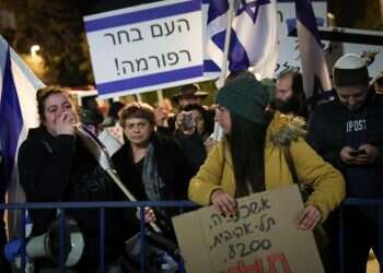 "לא יגנבו לנו את הבחירות": אלפי מפגינים בעד הרפורמה במוקדים שונים