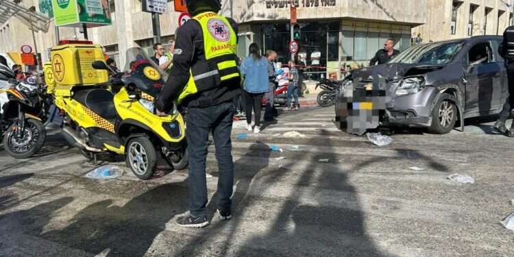 פיגוע דריסה במרכז ירושלים: חמישה פצועים, אחד במצב קשה