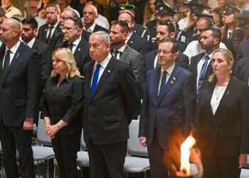 אחרי האיומים והמתיחות: נאומי הפוליטיקאים עברו ללא הפרעה