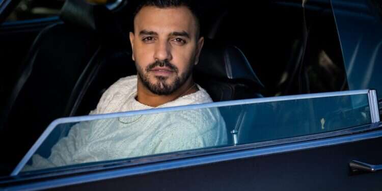 "אבא שמכור לסמים וגם היה בכלא, אמא שעבדה בשלוש עבודות. כן, זה הסיפור שלי"