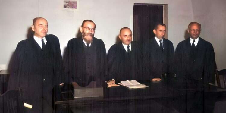 הרב שכיהן כשופט בבית המשפט העליון למרות שלא היה משפטן