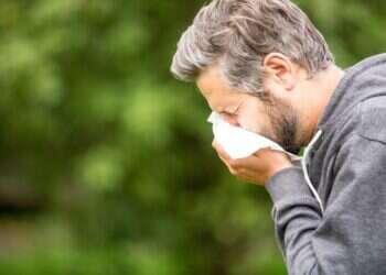 אלרגיית אביב או מחלה: כך תבחינו בין התסמינים