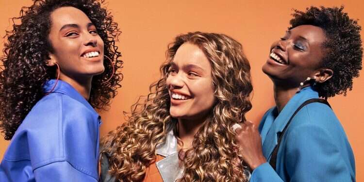 חיות עם התלתלים. אלביב לוריאל. צילום יחצ טיפים לטיפול בשיער מתולתל