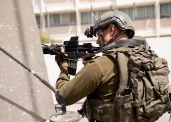 צפו: לוחמי דובדבן ולביאי הבקעה במחנה הפליטים "עקבת ג'אבר"