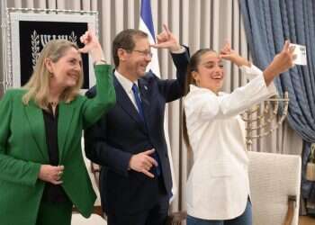 לקראת האירוווזיון: נועה קירל נפגשה עם נשיא המדינה