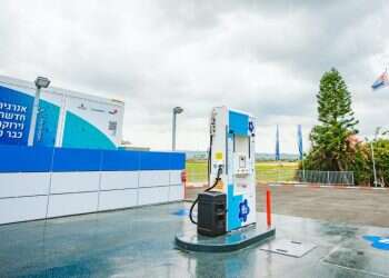 "מחיר אטרקטיבי ללקוח": ב.מ.וו תשיק מכונית מונעת מימן