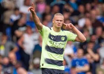 מסי, מאחוריך: ארלינג הולאנד כובש שערים, ואת כל העולם