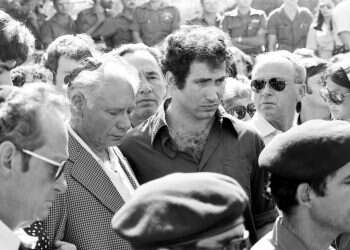 עם שיתוק ילדים: נינו הרמן תיעד כצלם את העולם הפוליטי בישראל