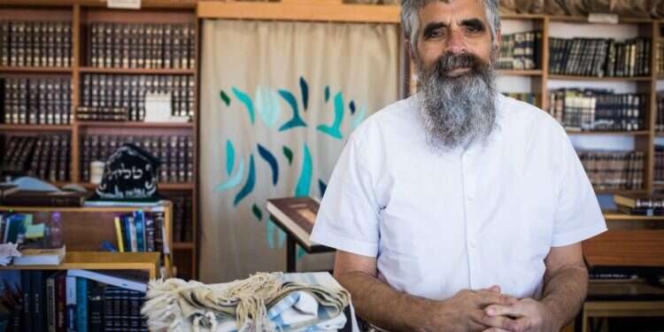 הגיל השלישי ומחלות זקנה דורשים תשובות הלכתיות – ובצהר החליטו לענות