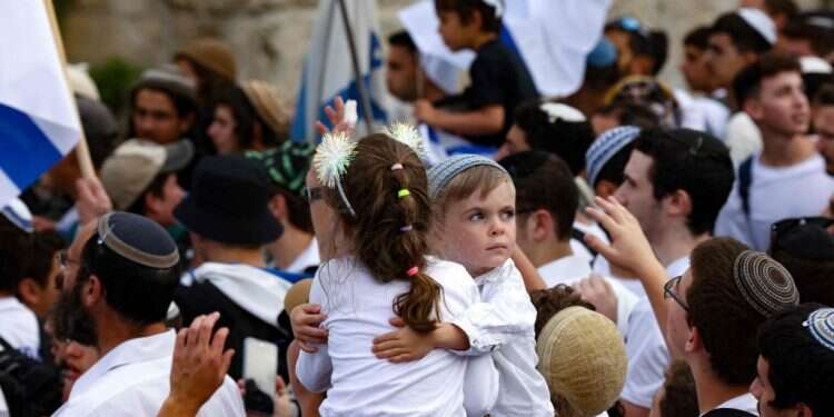 יום ירושלים. צילום: AFP "קיומה של ישיבת ממשלת הכיבוש באזור הכותל המערבי – מסר ברור של הסלמה שיטתית"
