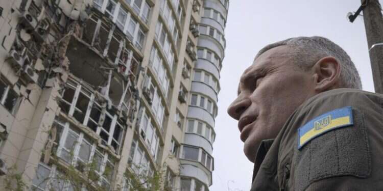 אוקראינה תחת מתקפה: 35 מל"טים יורטו מעל קייב, 4 אזרחים נהרגו