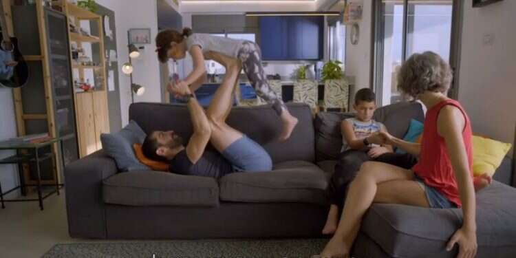 "מבחן ההורים הגדול": הדרך הטובה ביותר להרגיש התנשאות על אנשים אחרים