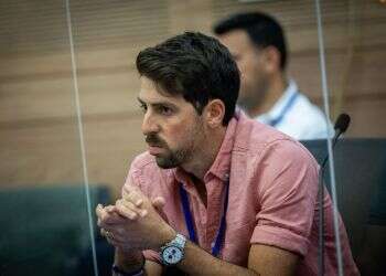 מפקד פיקוד העורף מאיים בהרחקת תום ניסני מהר הבית: "מסכן את ביטחון המדינה"