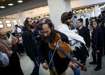 המיסטי והקיומי: שני הכיוונים המרכזיים של תנועת החסידות