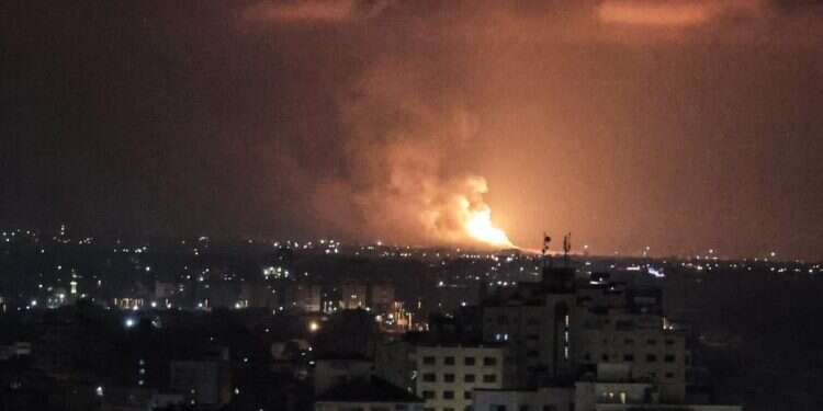 תקיפת צה "שווה שצה"ל יכה בעוצמה גם אם המחיר הוא להיות במקלטים": בשדרות מתכוננים להסלמה