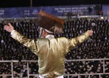 ההילולה במירון: אליעזר ברלנד השתתף בהדלקה – בניגוד לסיכום עם קהילתו