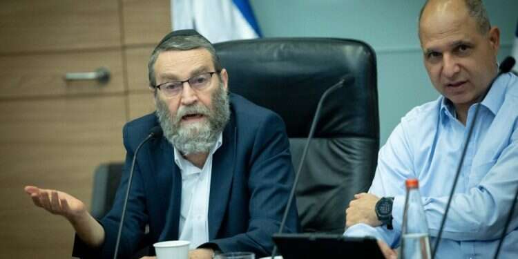 הציבור החרדי נקלע לעין הסערה – ולא במקרה