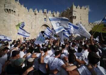 הניסיונות לשבש את ההגעה ל"ריקודגלים" כשלו: רבבות חגגו בירושלים
