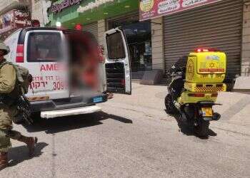 צילום: תיעוד מבצעי מד מצעד השירים הכי יפים שהרכיבו את הפסקול הישיבתי שלנו