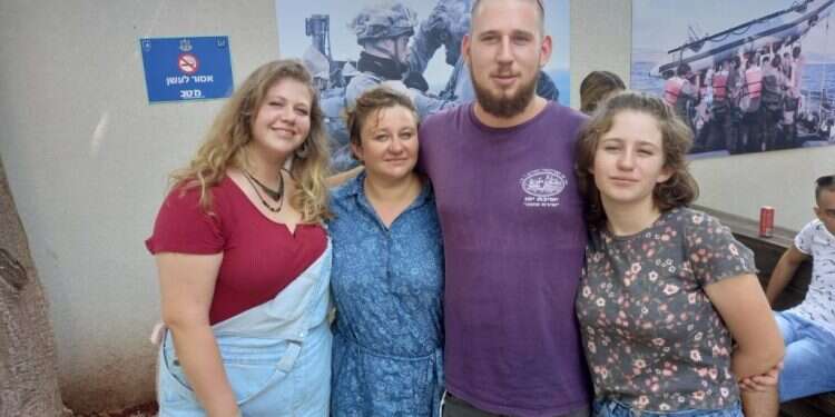 מסיביר ועד טלמון: סיפור הגיור המופלא של רות אדלר