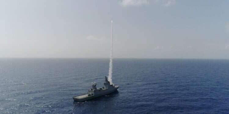 צה"ל השיק את מערכת "כיפת ברזל" הימית: צפו בתיעוד